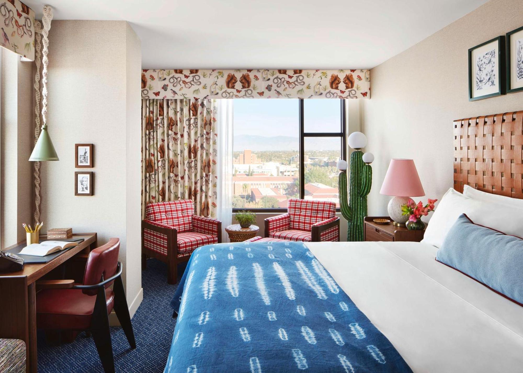 King Room Mountain View