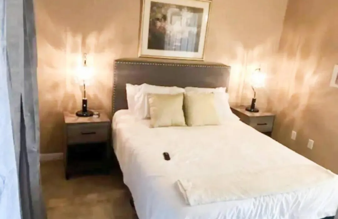 Kingly One Bedroom Unit Located In Midtown Tucson-1