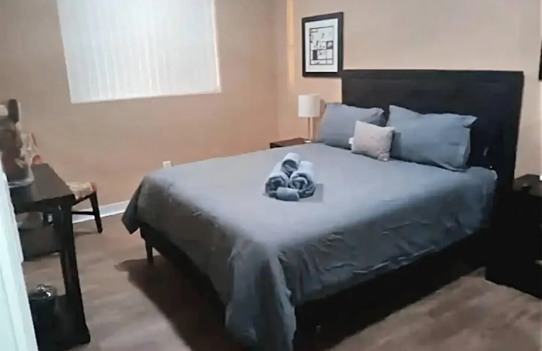 Charming And Lovely Home Found In Central Tucson-1