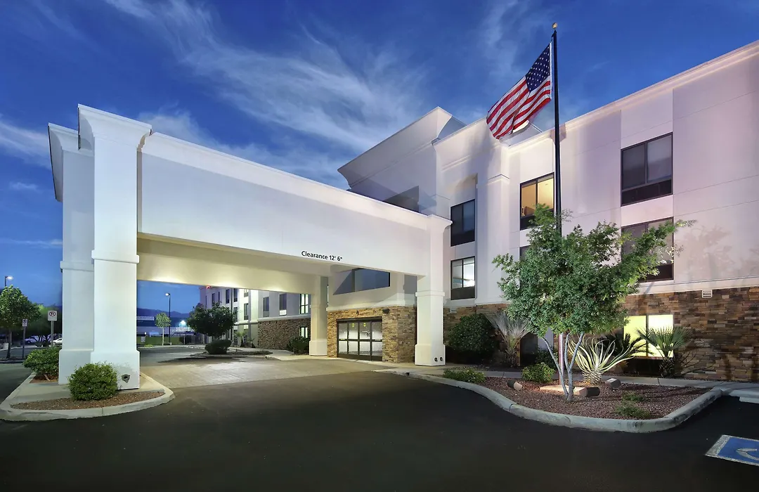 Hampton Inn & Suites Tucson East-1