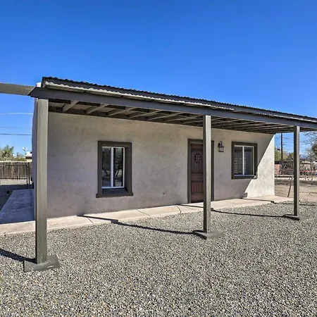 Bright Tucson Home With Patio - 2 Mi To U Of A!-3