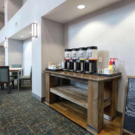 Hampton Inn & Suites Tucson East-2