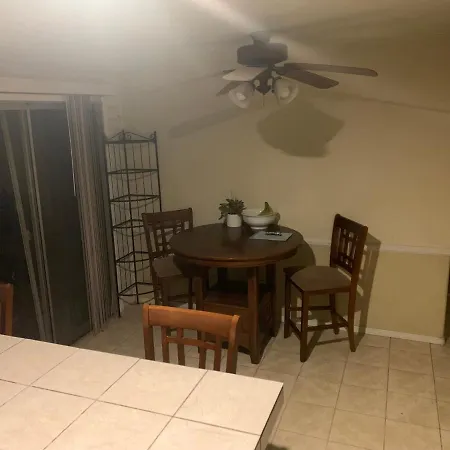 Casa De Basswood-3