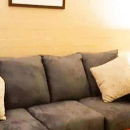 Excellent And Comfy Accommodation In Midtown Tucson-2