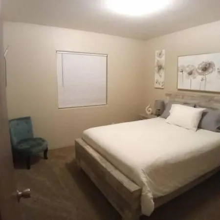Ample And Cozy Accommodation With Indoor Fireplace-2