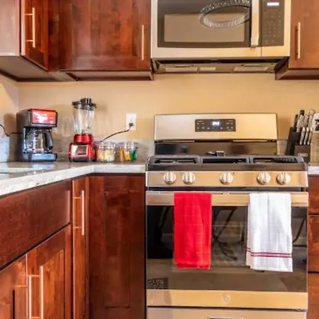 2Nd St 1 Awesome 2-Bedroom Unit In Hummingbird Alcove-3
