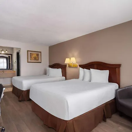 Travelodge By Wyndham Tucson Az-3
