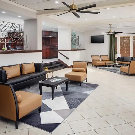 Wyndham Tucson Airport Hotel & Conference Center-3