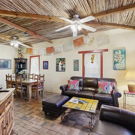 Barrio Casita 1-2