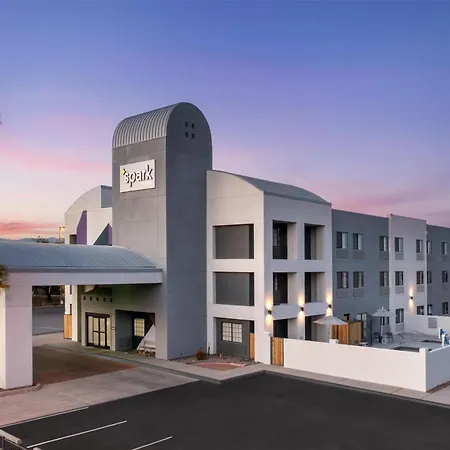 Spark By Hilton Tucson Airport-2