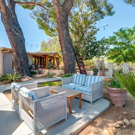 Hike, Shop & Relax: Tucson Home W/ Swim Spa Access-2