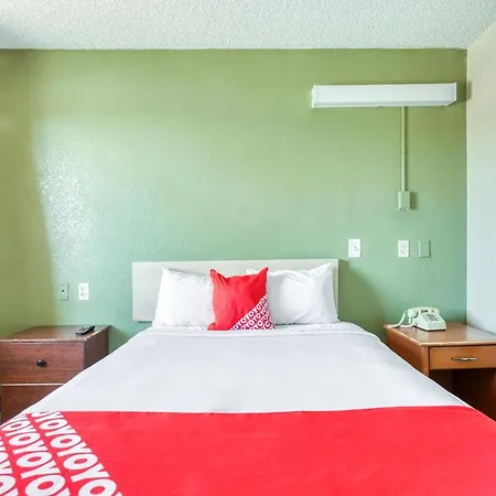 Oyo Hotel Tucson Downtown-2
